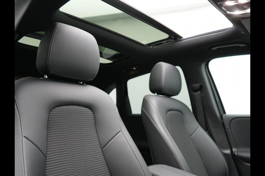Mercedes-Benz B-Klasse 250 e Progressive Plug In Hybrid 218pk PHEV | Panodak | Multibeam LED | Widescreen | Adaptive Cruise | Sportstoelen Verwarmd | Stuur Verwarmd | Blis | Sfeerverlichting | Apple Carplay | Navigatie | Keyless | DAB |