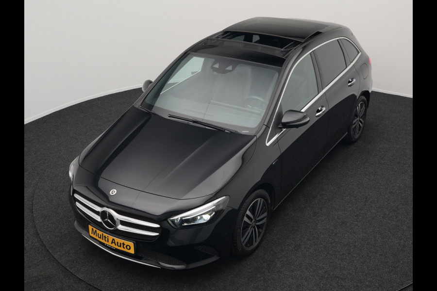 Mercedes-Benz B-Klasse 250 e Progressive Plug In Hybrid 218pk PHEV | Panodak | Multibeam LED | Widescreen | Adaptive Cruise | Sportstoelen Verwarmd | Stuur Verwarmd | Blis | Sfeerverlichting | Apple Carplay | Navigatie | Keyless | DAB |