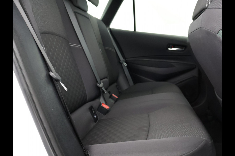 Toyota Corolla Touring Sports Hybrid 140 Business Bi-Tone | Stuur-/Stoelverwarming | Parkeersensoren | Apple Carplay & AndriodAUTO | Navigatie