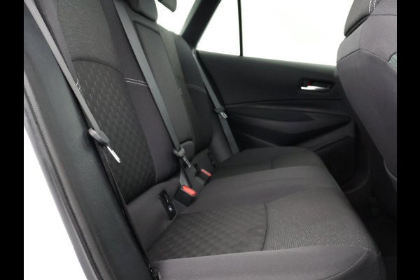 Toyota Corolla Touring Sports Hybrid 140 Business Bi-Tone | Stuur-/Stoelverwarming | Parkeersensoren | Apple Carplay & AndriodAUTO | Navigatie
