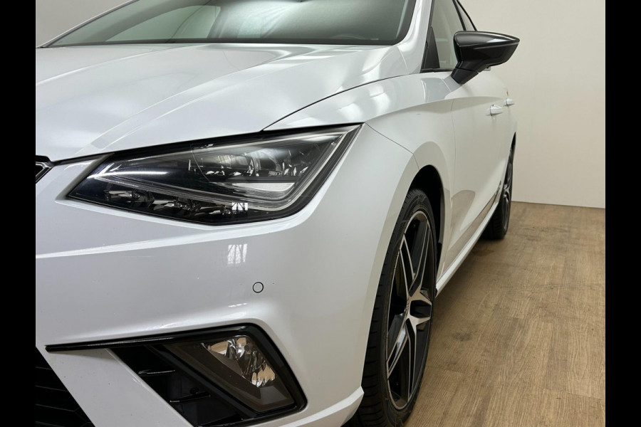 Seat Ibiza Occasion 1.0 TSI FR Business Intense (115 pk) | Tweedehands Seat Ibiza | Wit | Airco | Sportvelgen | Sportieve look
