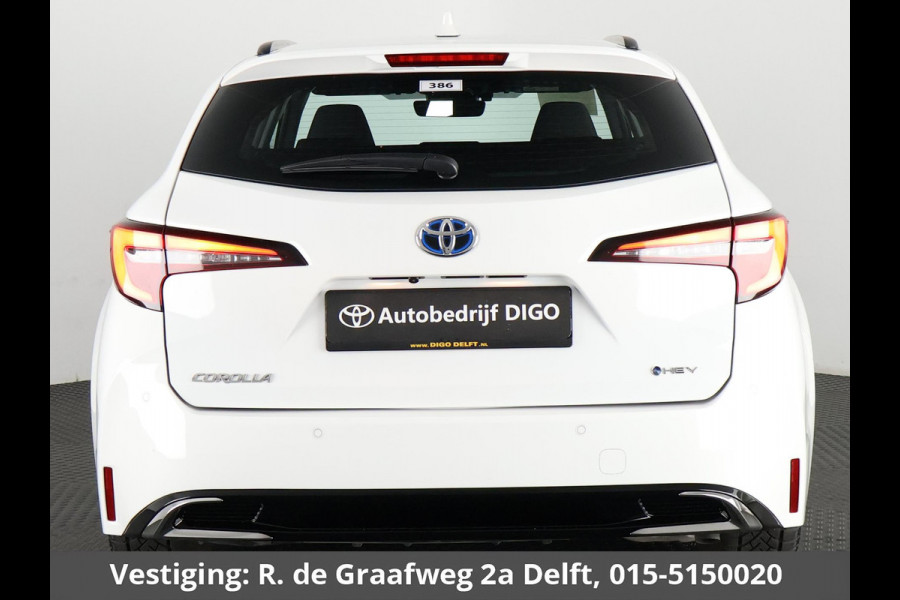 Toyota Corolla Touring Sports Hybrid 140 Business | Stuur-/Stoelverwarming | Parkeersensoren | Apple Carplay & AndriodAUTO | Navigatie
