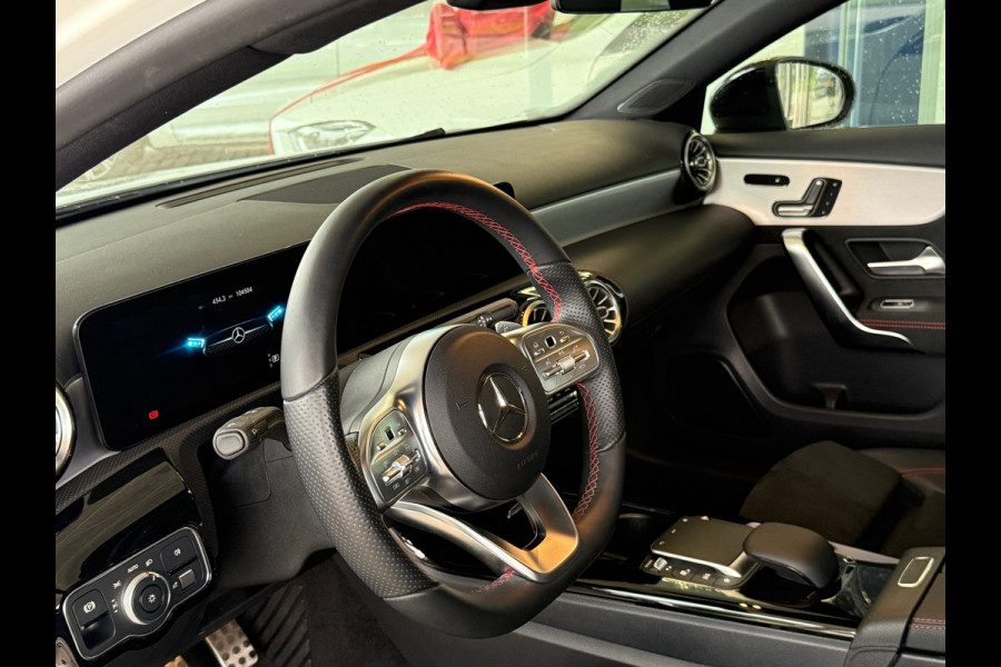 Mercedes-Benz A-Klasse 200 AMG Night Pano|Sfeer|Dodehoek|Memory|Multibeam