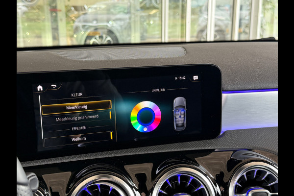 Mercedes-Benz A-Klasse 200 AMG Night Pano|Sfeer|Dodehoek|Memory|Multibeam