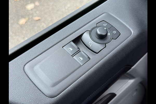 Ford Transit Custom 320 2.0 TDCI L2H1 Limited Raptor | ZB Edition | Treeplanken | Spoilers | Adapt. cruise. | Camera