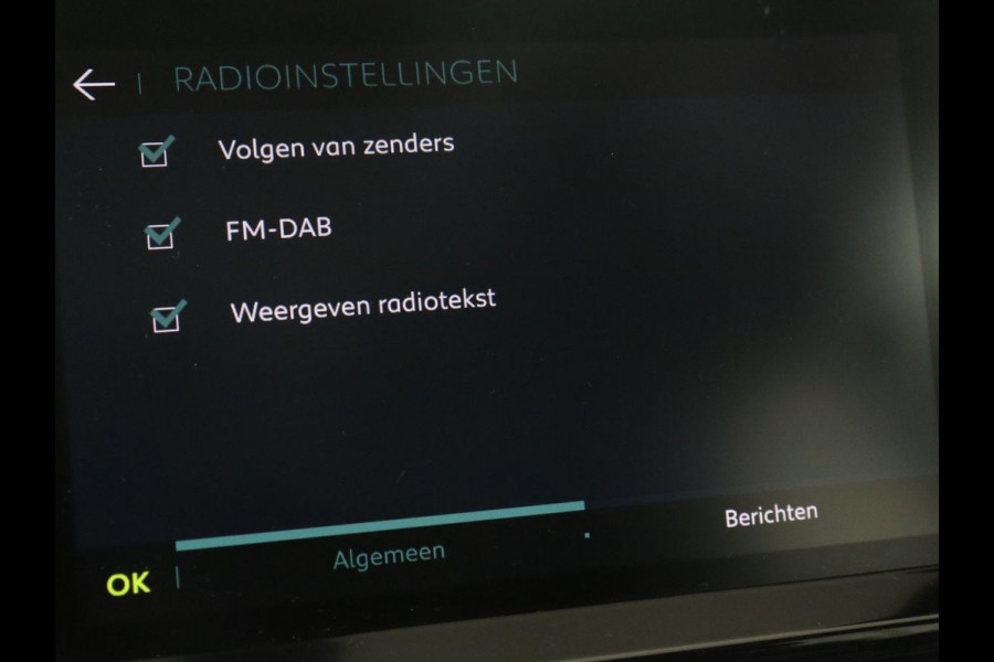 Citroën C5 Aircross 1.6 Plug-in Hybrid 225 Business | Trekhaak | Carplay | Navigatie | Camera | Parkeerhulp | Digital Cockpit | Climate control | Cruise control | PHEV