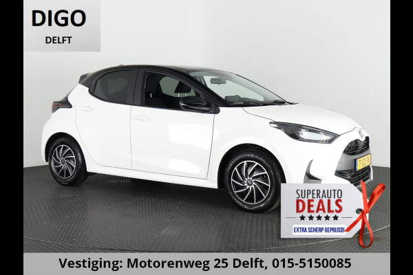 Toyota Yaris 1.5 HYBRID AUTOMAAT BLACK & WHITE GARANTIE 8-2033 NAVIGATIE.CLIMA.CRUISE