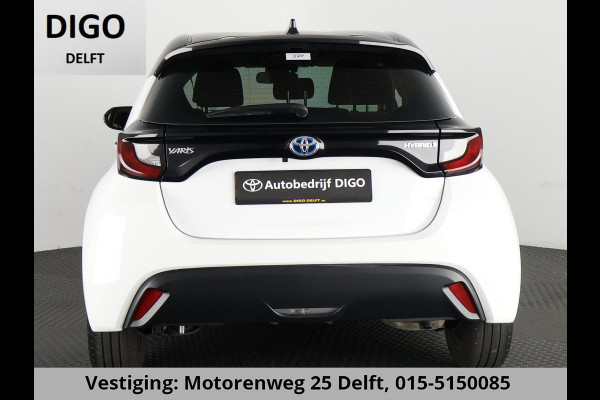 Toyota Yaris 1.5 HYBRIDE BLACK & WHITE GARANTIE 3-2034 AUTOMAAT. CLOUD NAVI. SLECHTS 17.000 KM.