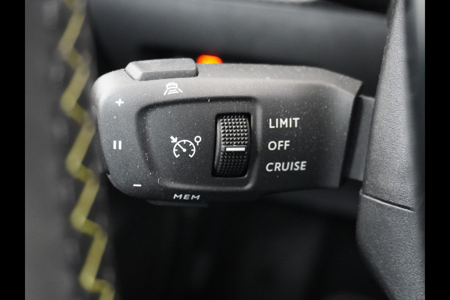 Peugeot e-208 EV GT 350 50kWh Panormadak Adap.Cruise 360°Camera Navi Ecc Stoelverwarming Apple Carplay Android Auto DAB+ Lane Assist Keyless Led Pdc 1e Eigenaar Origineel Nederlandse Auto