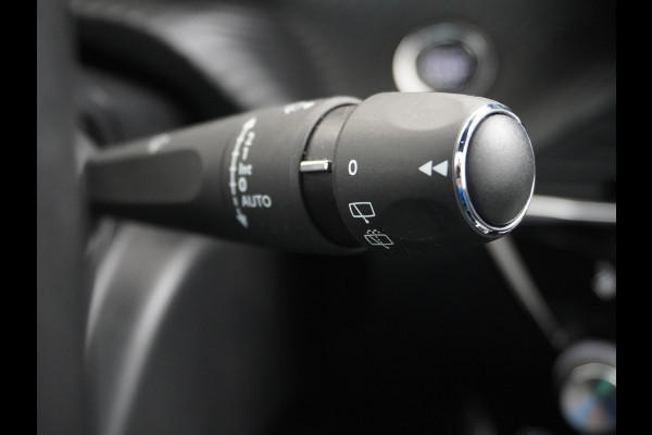 Peugeot e-208 EV GT 350 50kWh Panormadak Adap.Cruise 360°Camera Navi Ecc Stoelverwarming Apple Carplay Android Auto DAB+ Lane Assist Keyless Led Pdc 1e Eigenaar Origineel Nederlandse Auto