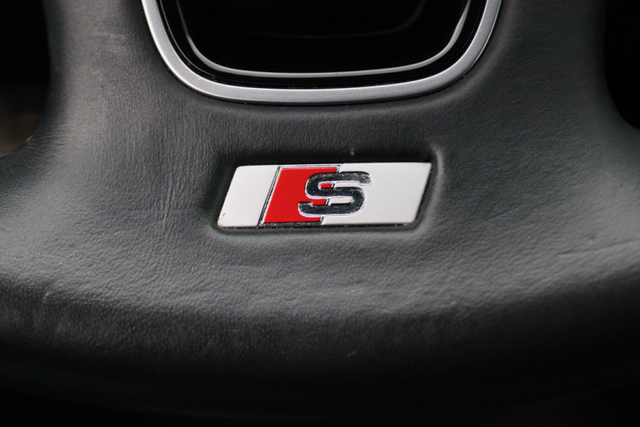 Audi Q2 30 TFSI S Edition 2x S-Line, LED, Apple Carplay, Climate, Navigatie, DAB