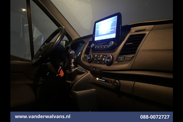 Ford Transit 2.0 TDCI 130pk Bakwagen Laadklep Euro6 Airco | 951kg laadvermogen | Camera | Navigatie | Cruisecontrol LM velgen, Verwarmde voorruit, Stoelverwarming, Bijrijdersbank