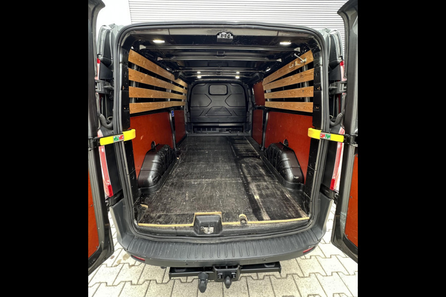 Ford Transit Custom 310 2.0 TDCI L2H1 Limited Automaat