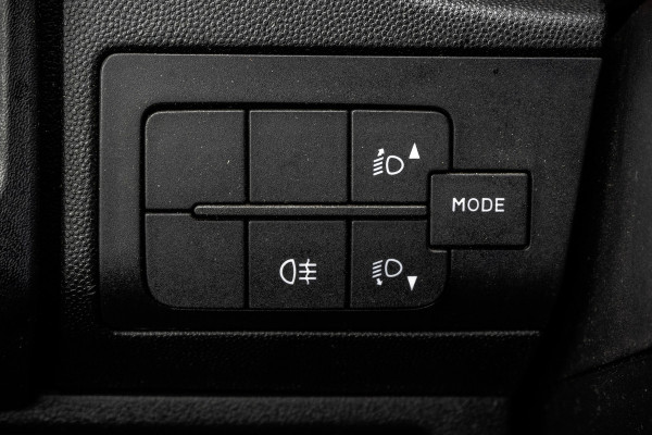 Peugeot Boxer 2.0 BlueHDI L3H3 | 160PK | Camera | Navigatie | Cruise | Airco | 3T Trekgewicht | Euro 6