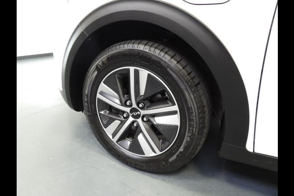 Kia Niro 1.6 GDi PHEV Plug-In DynamicPlusLine NAVI/CAMERA/LED/16"LMV!