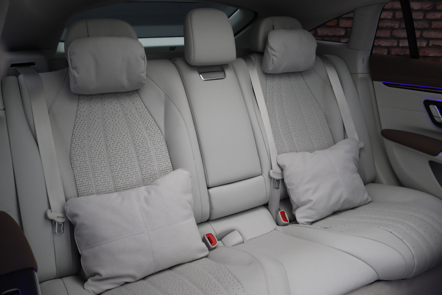 Mercedes-Benz EQS 450+ AMG Line 118 kWh | Hyperscreen | Luchtvering | Achterasbesturing | Distronic | Burmester | Memory | Keyless Go | Warmtepomp | Elek. Zitplaatsen Achter |