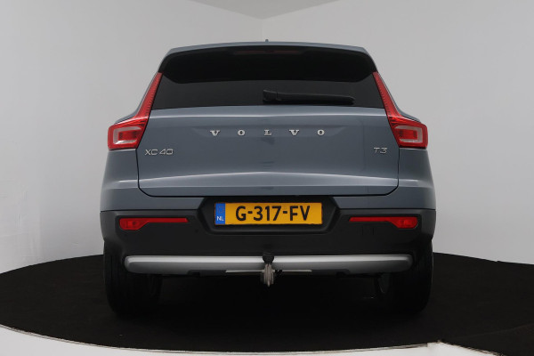 Volvo XC40 1.5 T3 Momentum Pro (TREKHAAK, H&K AUDIO, STOELVERWARMING, AUTOMAAT, ACHTERUITRIJCAMERA, PARKEERSENSOREN)