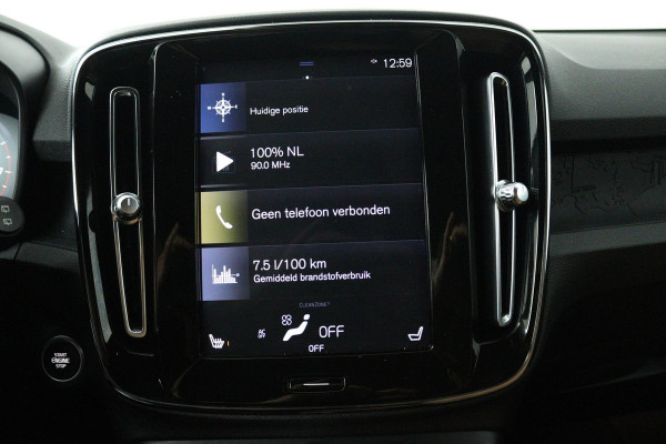 Volvo XC40 1.5 T3 Momentum Pro (TREKHAAK, H&K AUDIO, STOELVERWARMING, AUTOMAAT, ACHTERUITRIJCAMERA, PARKEERSENSOREN)