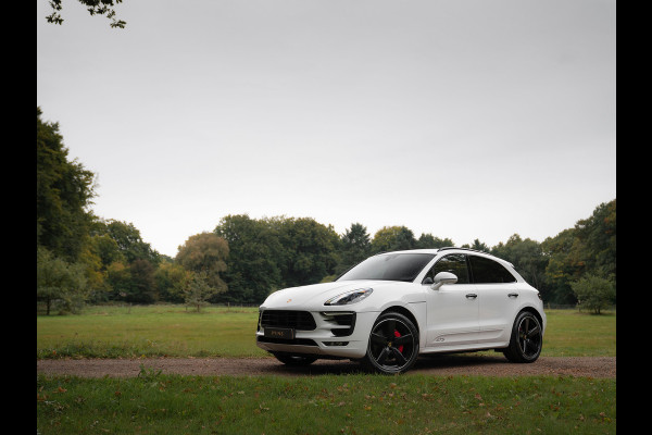 Porsche Macan 3.0 GTS | Pano-dak | SportDesign | Sport Chrono | Luchtvering | 2e eig | Adapt. Sportstoelen