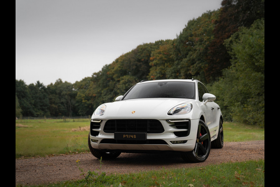 Porsche Macan 3.0 GTS | Pano-dak | SportDesign | Sport Chrono | Luchtvering | 2e eig | Adapt. Sportstoelen