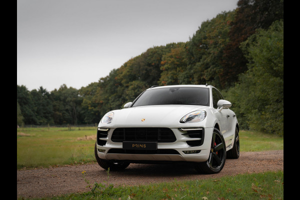 Porsche Macan 3.0 GTS | Pano-dak | SportDesign | Sport Chrono | Luchtvering | 2e eig | Adapt. Sportstoelen