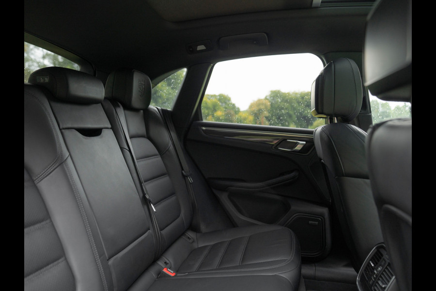 Porsche Macan 3.0 GTS | Pano-dak | SportDesign | Sport Chrono | Luchtvering | 2e eig | Adapt. Sportstoelen