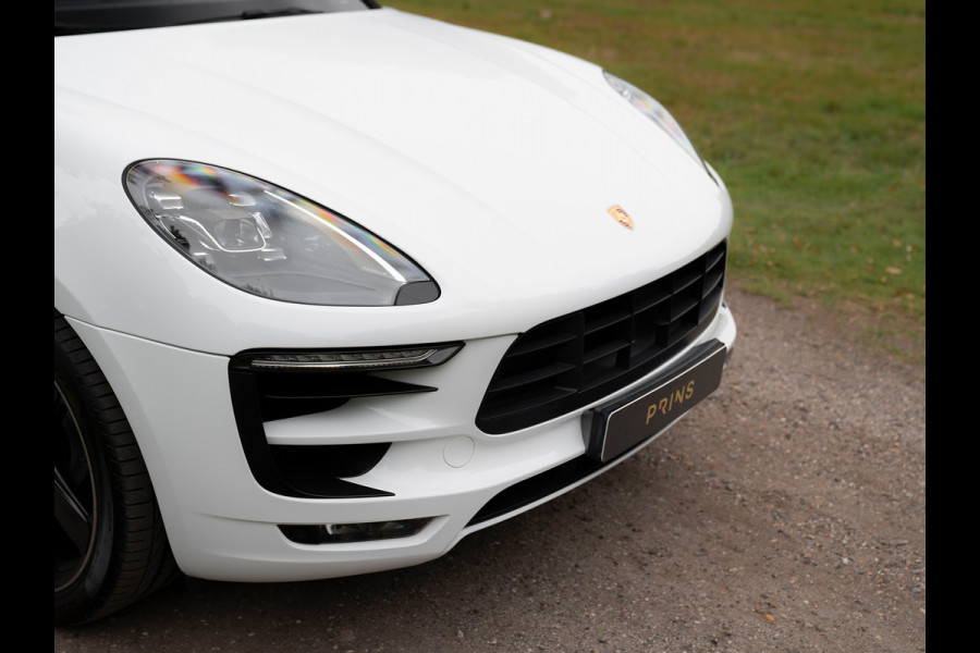 Porsche Macan 3.0 GTS | Pano-dak | SportDesign | Sport Chrono | Luchtvering | 2e eig | Adapt. Sportstoelen