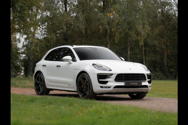 Porsche Macan 3.0 GTS | Pano-dak | SportDesign | Sport Chrono | Luchtvering | 2e eig | Adapt. Sportstoelen