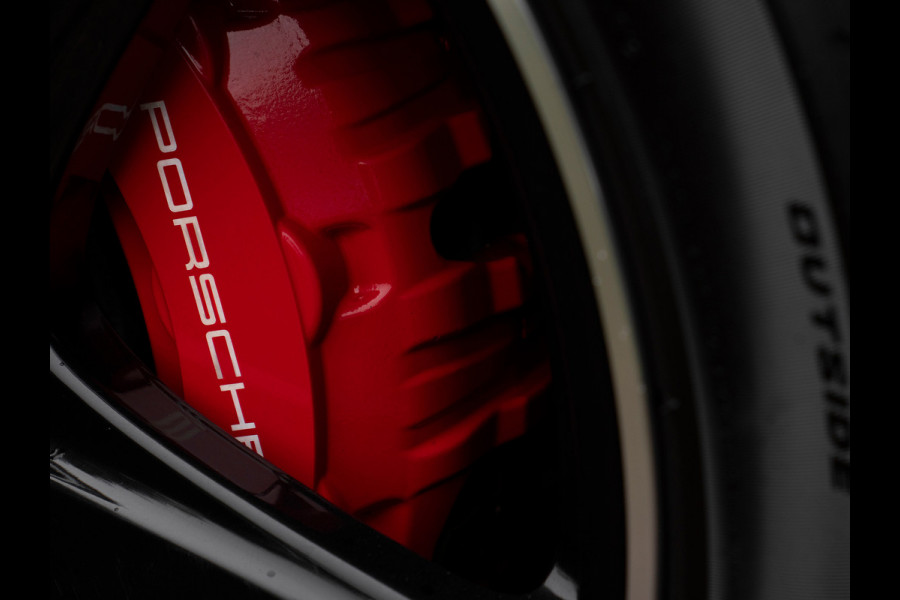 Porsche Macan 3.0 GTS | Pano-dak | SportDesign | Sport Chrono | Luchtvering | 2e eig | Adapt. Sportstoelen