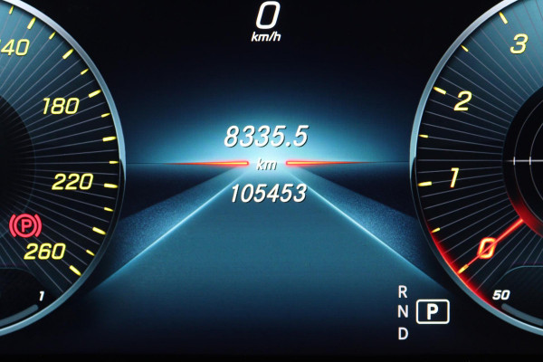 Mercedes-Benz C-Klasse 180 Advantage Pack (PANORAMADAK, STOELVERWARMING, DIGITALE COCKPIT, CAMERA, ELEKTR STOELEN)