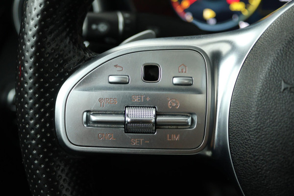 Mercedes-Benz C-Klasse 180 Advantage Pack (PANORAMADAK, STOELVERWARMING, DIGITALE COCKPIT, CAMERA, ELEKTR STOELEN)