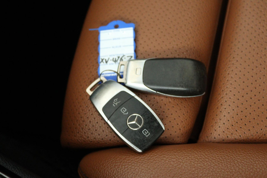Mercedes-Benz C-Klasse 180 Advantage Pack (PANORAMADAK, STOELVERWARMING, DIGITALE COCKPIT, CAMERA, ELEKTR STOELEN)