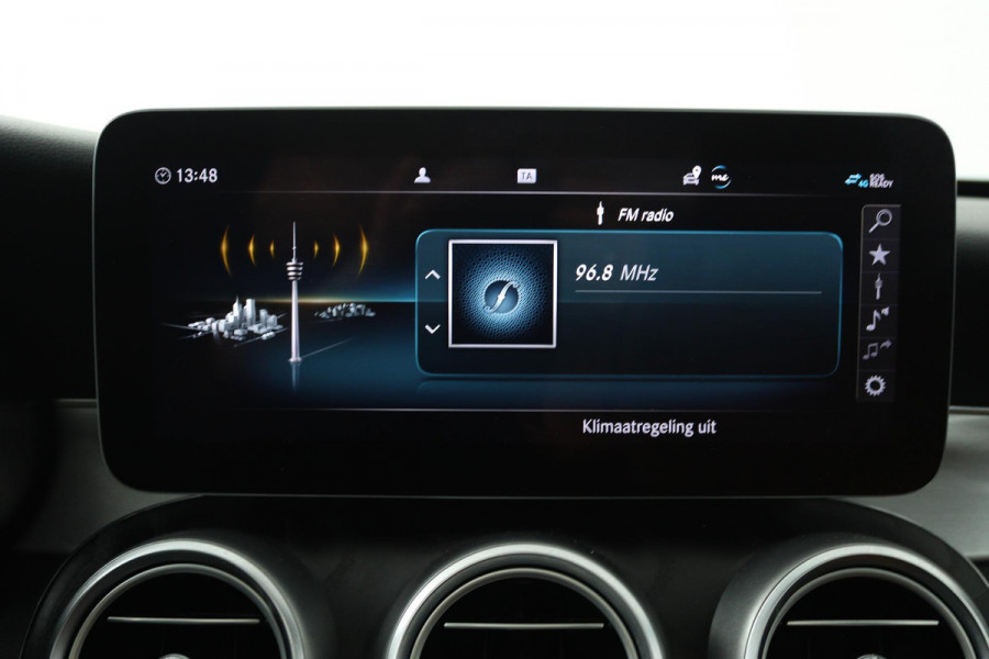 Mercedes-Benz C-Klasse 180 Advantage Pack (PANORAMADAK, STOELVERWARMING, DIGITALE COCKPIT, CAMERA, ELEKTR STOELEN)