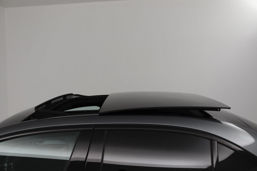 Mercedes-Benz C-Klasse 180 Advantage Pack (PANORAMADAK, STOELVERWARMING, DIGITALE COCKPIT, CAMERA, ELEKTR STOELEN)
