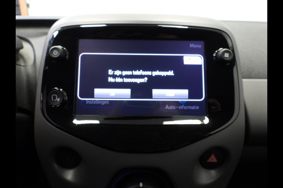 Peugeot 108 1.0 e-VTi Dynamic Techno NAVI-APP/CAMERA/AIRCO/BLUETOOTH!
