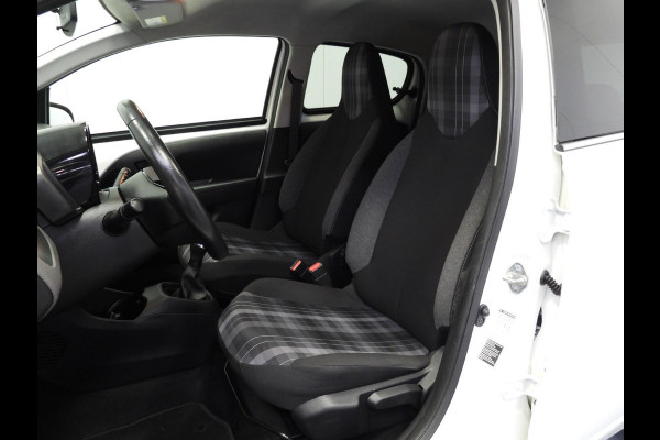 Peugeot 108 1.0 e-VTi Dynamic Techno NAVI-APP/CAMERA/AIRCO/BLUETOOTH!