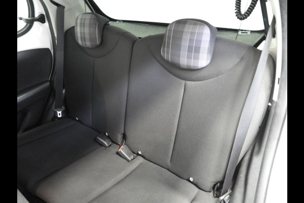 Peugeot 108 1.0 e-VTi Dynamic Techno NAVI-APP/CAMERA/AIRCO/BLUETOOTH!
