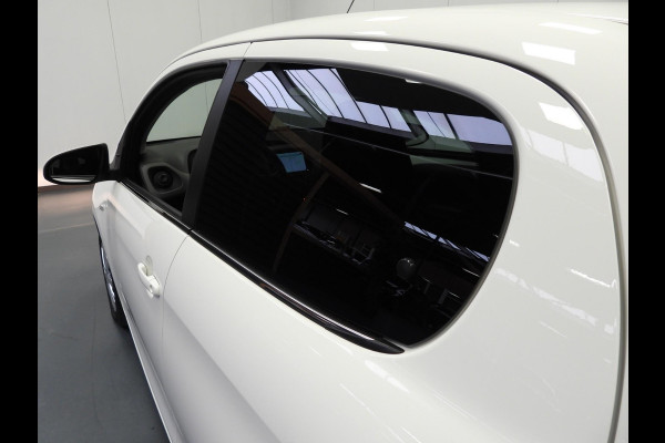 Peugeot 108 1.0 e-VTi Dynamic Techno NAVI-APP/CAMERA/AIRCO/BLUETOOTH!