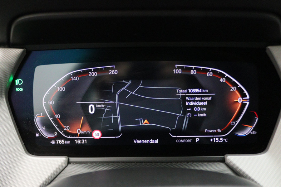 BMW 1-serie 118i Executive Edition Automaat Camera, Stuur-/Stoelverw., Apple Carplay, LED, Lane Assist