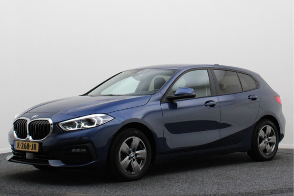 BMW 1-serie 118i Executive Edition Automaat Camera, Stuur-/Stoelverw., Apple Carplay, LED, Lane Assist