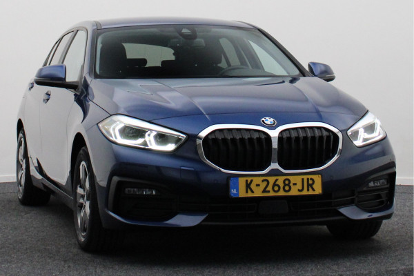 BMW 1-serie 118i Executive Edition Automaat Camera, Stuur-/Stoelverw., Apple Carplay, LED, Lane Assist