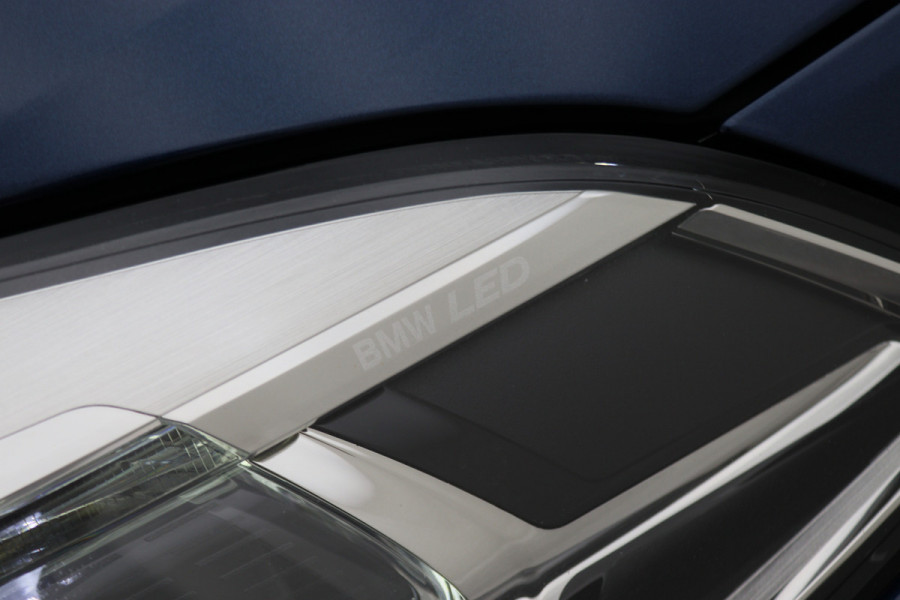 BMW 1-serie 118i Executive Edition Automaat Camera, Stuur-/Stoelverw., Apple Carplay, LED, Lane Assist