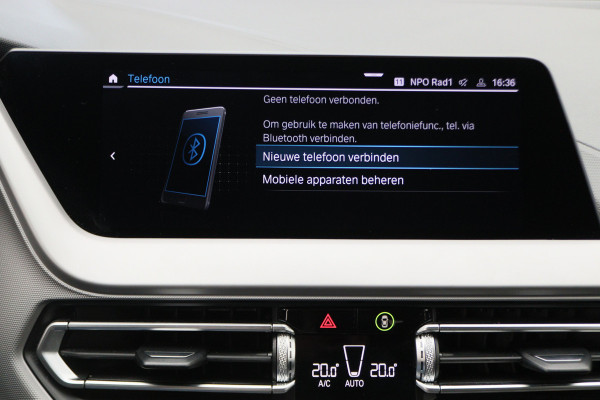 BMW 1-serie 118i Executive Edition Automaat Camera, Stuur-/Stoelverw., Apple Carplay, LED, Lane Assist