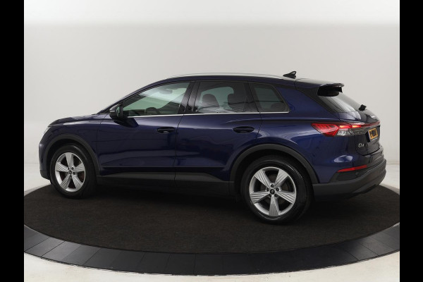 Audi Q4 e-tron 40 Launch edition 77 kWh | Warmtepomp | Stoelverwarming | Adaptive cruise | Keyless | Carplay | 19'' | Camera | Climate control
