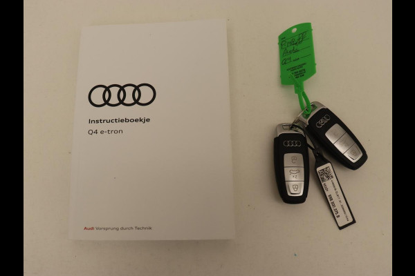 Audi Q4 e-tron 40 Launch edition 77 kWh | Warmtepomp | Stoelverwarming | Adaptive cruise | Keyless | Carplay | 19'' | Camera | Climate control