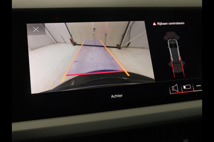 Audi Q4 e-tron 40 Launch edition 77 kWh | Warmtepomp | Stoelverwarming | Adaptive cruise | Keyless | Carplay | 19'' | Camera | Climate control