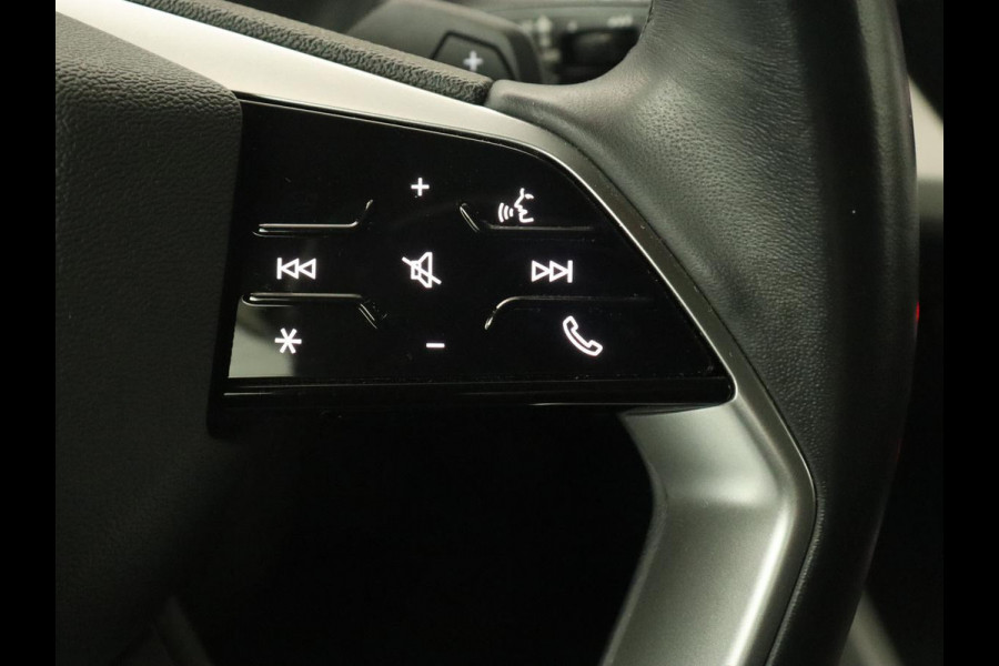 Audi Q4 e-tron 40 Launch edition 77 kWh | Warmtepomp | Stoelverwarming | Adaptive cruise | Keyless | Carplay | 19'' | Camera | Climate control