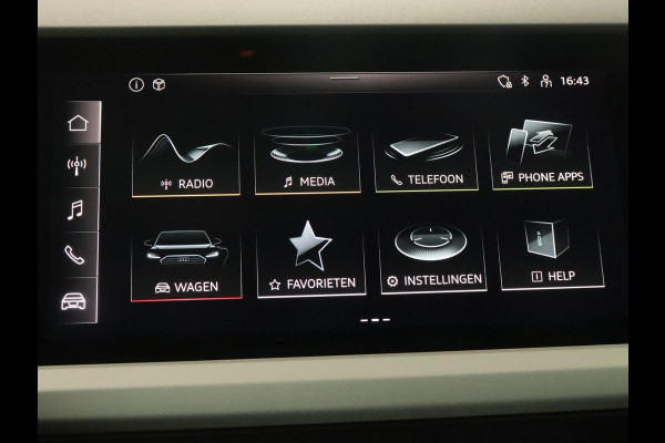 Audi Q4 e-tron 40 Launch edition 77 kWh | Warmtepomp | Stoelverwarming | Adaptive cruise | Keyless | Carplay | 19'' | Camera | Climate control