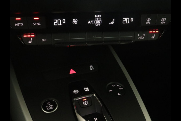 Audi Q4 e-tron 40 Launch edition 77 kWh | Warmtepomp | Stoelverwarming | Adaptive cruise | Keyless | Carplay | 19'' | Camera | Climate control