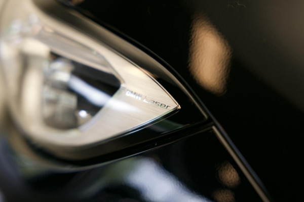 BMW 3 Serie Touring 320e Business Edition Plus |Pano|M-Pakket|Laser|Stuurverwarm.|